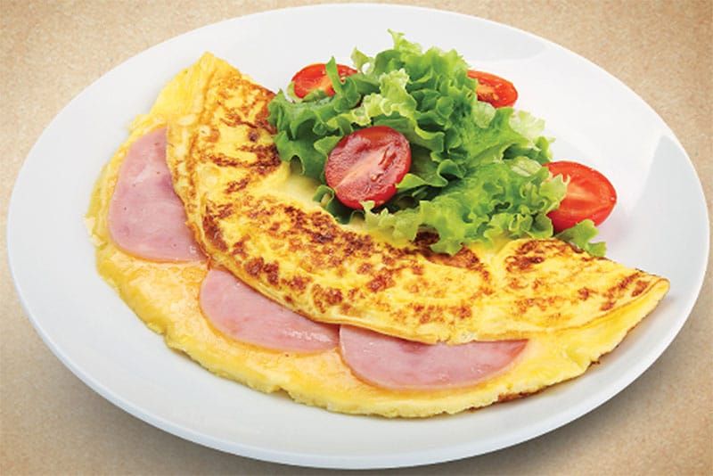 Omelette jambon fromage